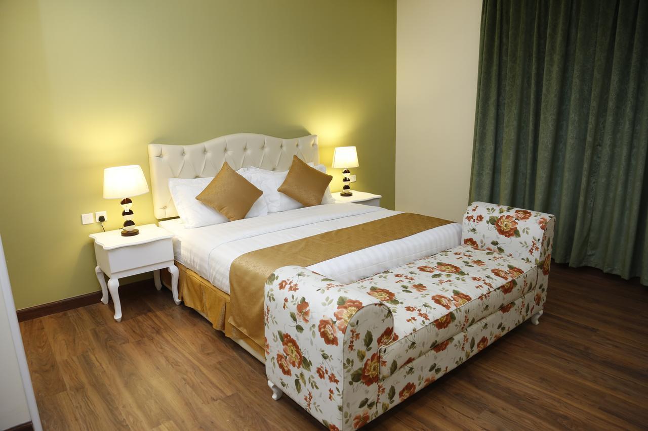 Flora Hotel Suite 2 فلورا2 للشقق المخدومة Riyadh Exterior photo